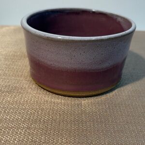 New Handcrafted Elegant Pink Pottery Bowl